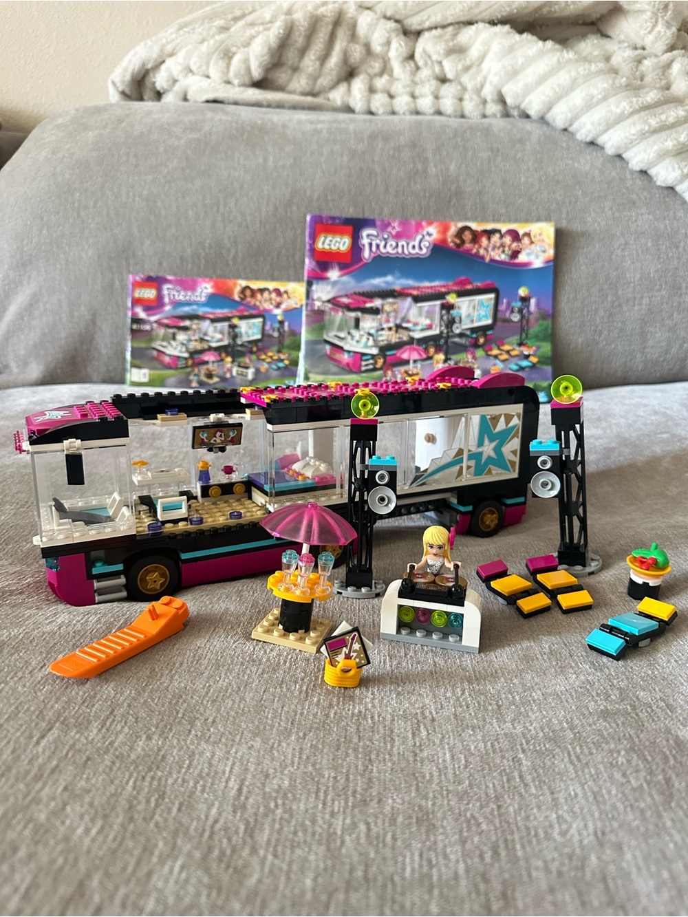 LEGO Friends Livi Tour Bus Party Play Set